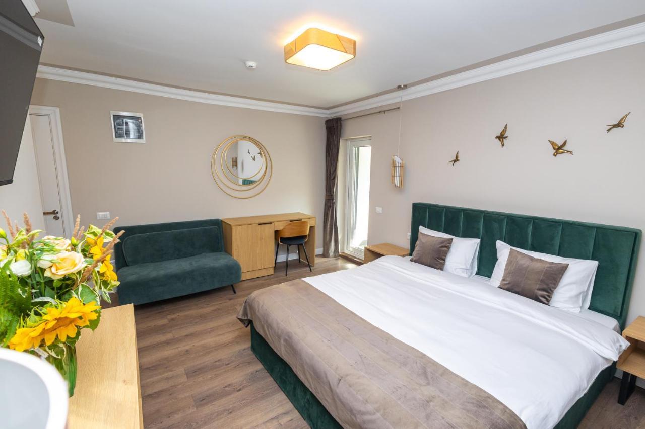 B59 Boutique Hotel Câmpulung Moldovenesc Eksteriør bilde