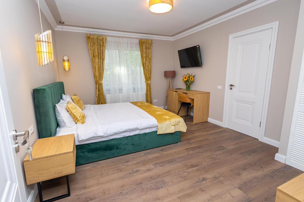 B59 Boutique Hotel Câmpulung Moldovenesc Eksteriør bilde