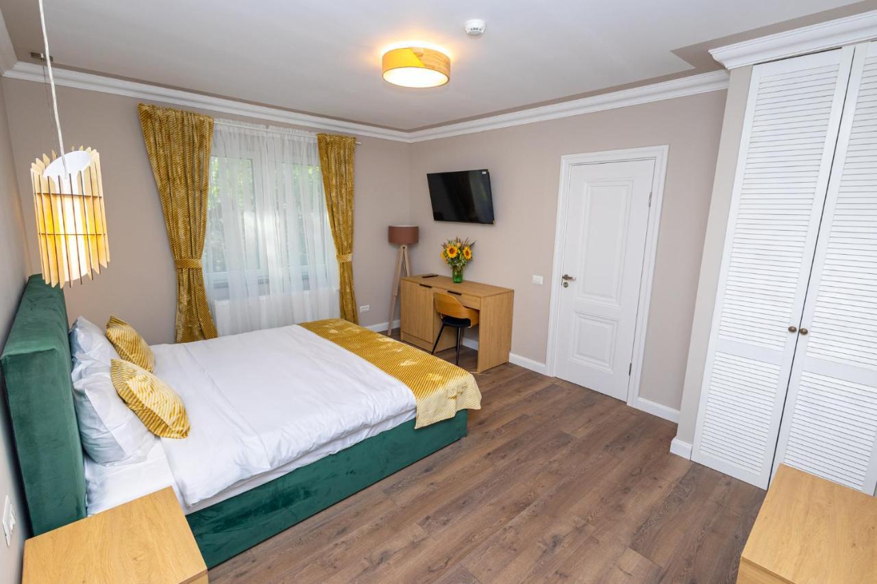 B59 Boutique Hotel Câmpulung Moldovenesc Eksteriør bilde